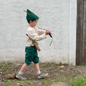 Little boys size 6 Robin Hood costume-Halloween or Ren Faire
